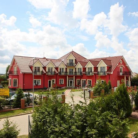 Osrodek Wczasowy Marysia Niechorze Ngoại thất bức ảnh